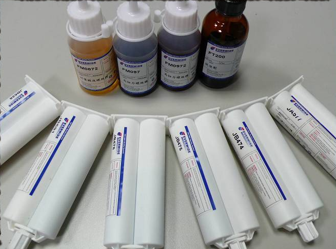 永寬 輕質(zhì)材料 - 碳纖維、玻璃纖維制程材料